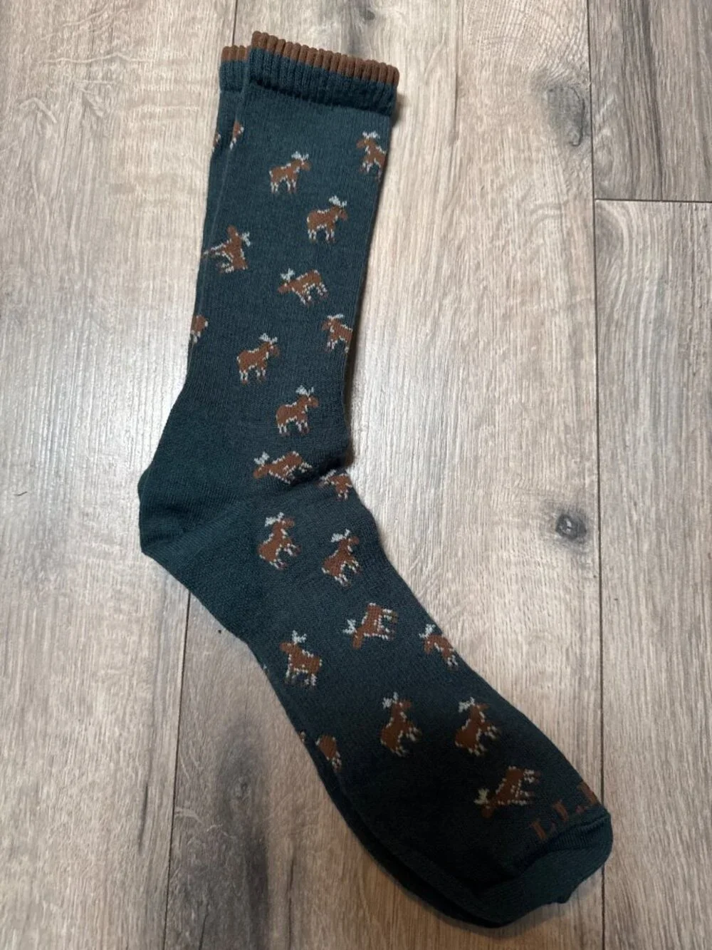 L.L.Bean Maine Motif Socks Merino Wool Blend Moose Pattern Green & Brown Casual